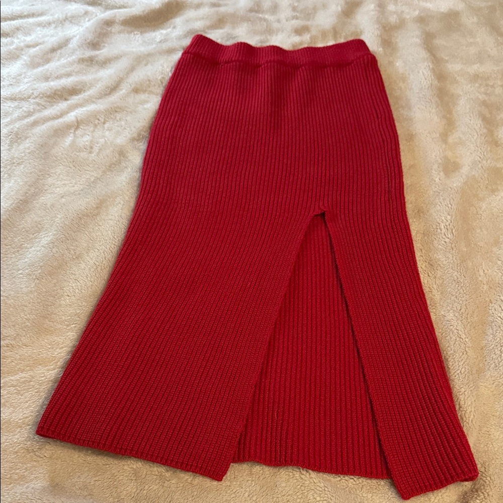 Lulu's Vibrant Red Pencil Skirt
